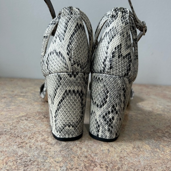 Circus by Sam Edelman Vegan Leather Snakeskin Chunky Heels size 11/EU 41 - Picture 6 of 9